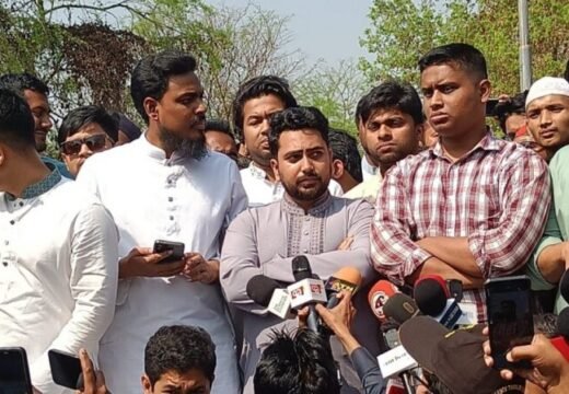 মুক্তিযুদ্ধ ও জুলাই শহীদদের শ্রদ্ধা জানিয়ে এনসিপির কার্যক্রম শুরু, মধ্যপন্থি রাজনীতির অঙ্গীকার