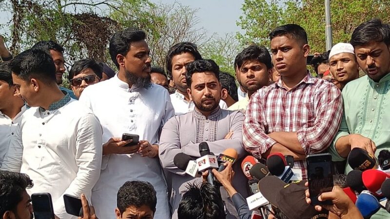 মুক্তিযুদ্ধ ও জুলাই শহীদদের শ্রদ্ধা জানিয়ে এনসিপির কার্যক্রম শুরু, মধ্যপন্থি রাজনীতির অঙ্গীকার