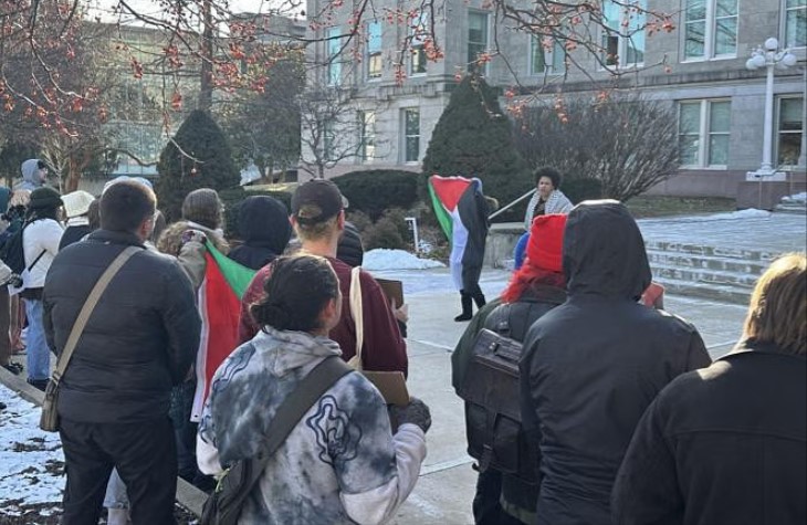 ট্রাম্প প্রশাসনের বিরুদ্ধে আইনি লড়াইয়ে জয় বাংলাদেশি শিক্ষার্থী, থাকবেন যুক্তরাষ্ট্রেই