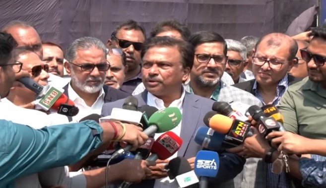 বিসিবি সভাপতি ফারুককে ‘অপসারণ’, টিকলেন না ১০ মাসও