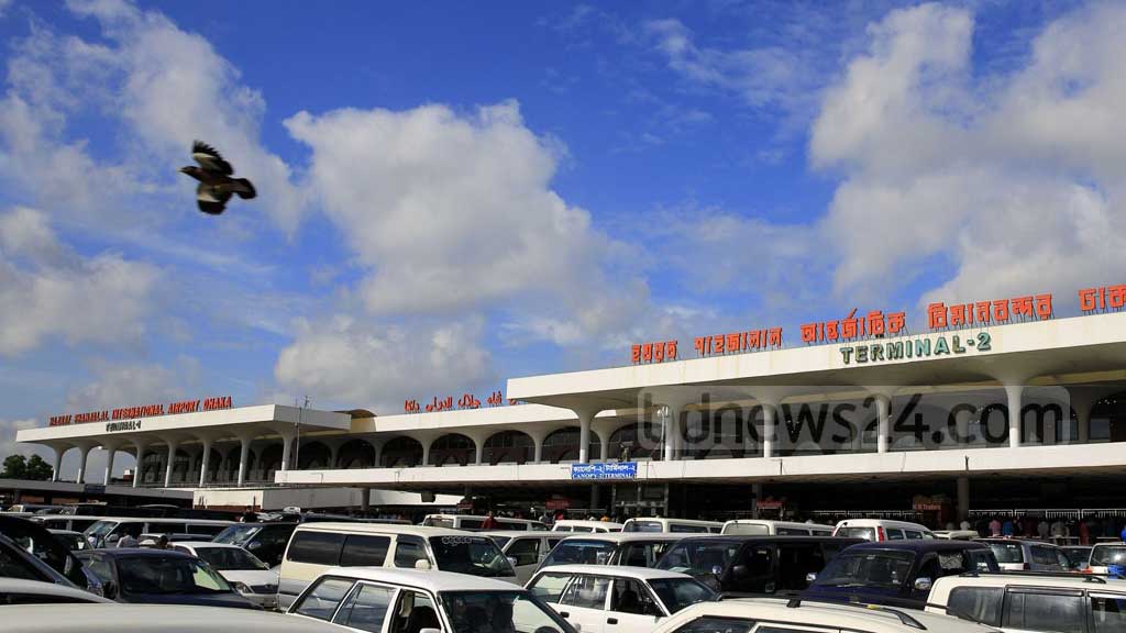 ভারত-পাকিস্তান সংঘাত: ঢাকামুখী ৩ ফ্লাইটের পথ পরিবর্তন