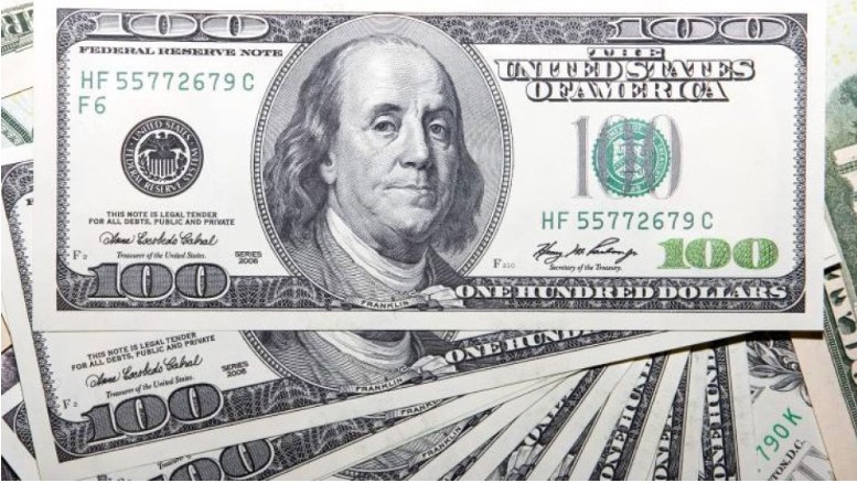 ডলার খোলাবাজারে : দাম অস্বাভাবিক বাড়লে কী হবে?