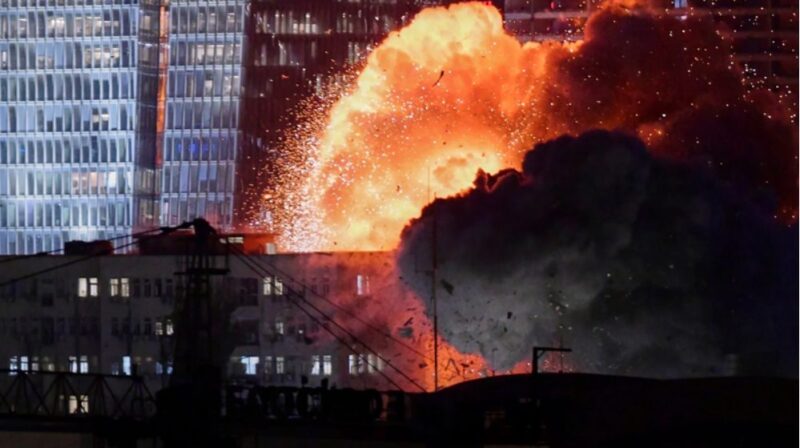 ইরানি ক্ষেপণাস্ত্র হামলার মুখে দেশ ছেড়ে পালাচ্ছে ইসরায়েলিরা!