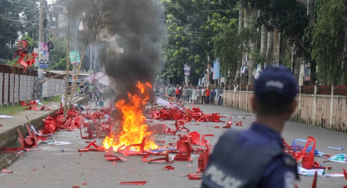 আবারও গোপালগঞ্জ যাওয়ার ঘোষণা নাহিদের, সরকার ও এনসিপি’র সমালোচনায় বিএনপি