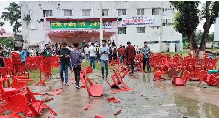 গোপালগঞ্জে হামলা ও প্রতিরোধের মুখে এনসিপির সমাবেশ