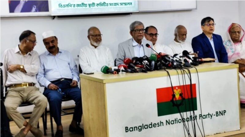 ‘ধ্বংস করা হচ্ছে প্রজন্মের মূল্যবোধ’: তারেকের বিরুদ্ধে স্লোগানের ভাষায় ফখরুলের নিন্দা