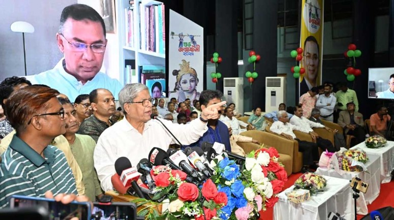 একাত্তরকে ভুলিয়ে দেওয়ার ষড়যন্ত্র চলছে: ফখরুল