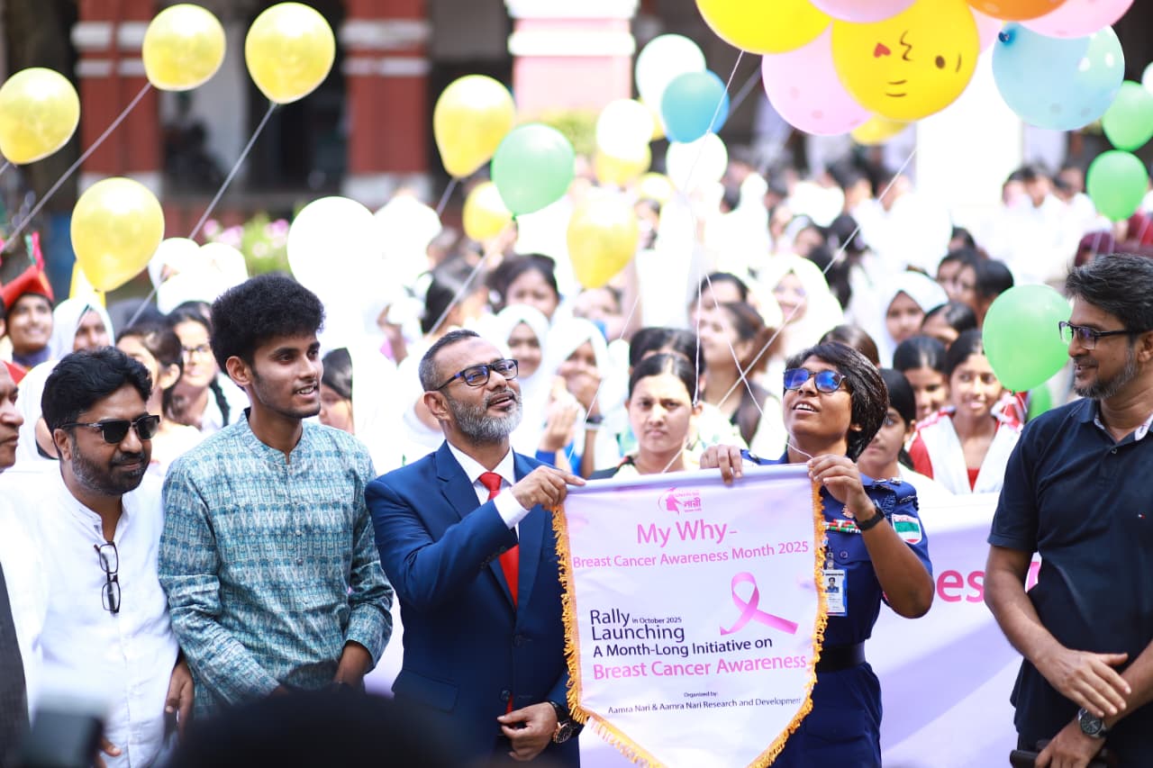 স্তন ক্যান্সার সচেতনতায় যশোরে বর্ণাঢ্য র‍্যালি