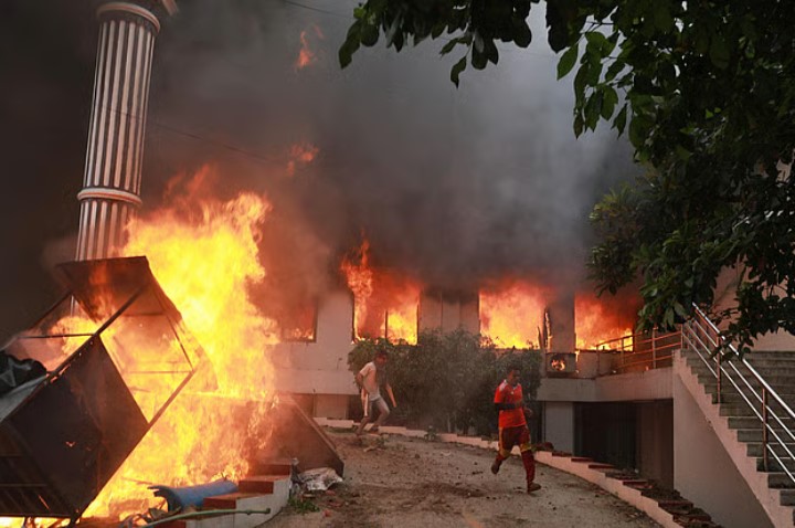 নেপালের রাজনৈতিক অস্থিরতার ইতিহাস: রাজতন্ত্র থেকে প্রজাতন্ত্র, ফের অনিশ্চয়তা