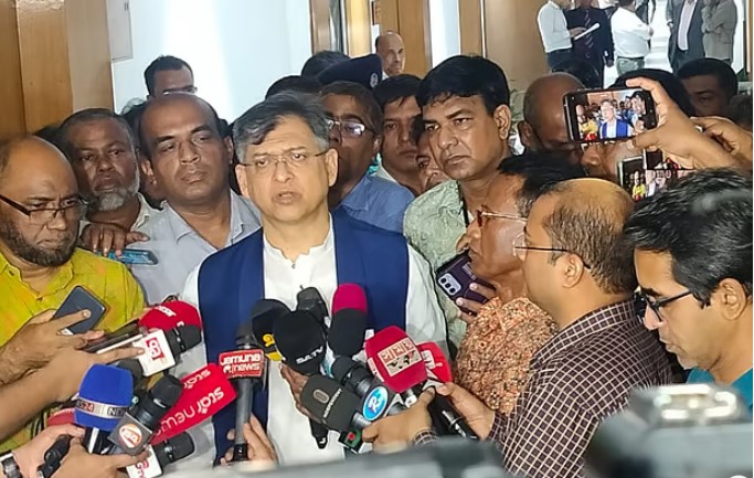 ঐকমত্য কমিশন আসলে অনৈক্য সৃষ্টির চেষ্টা করছে, হাস্যকর সুপারিশ : সালাহউদ্দিন