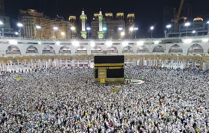সৌদি আরবে ওমরাহ ভিসার নতুন নিয়ম