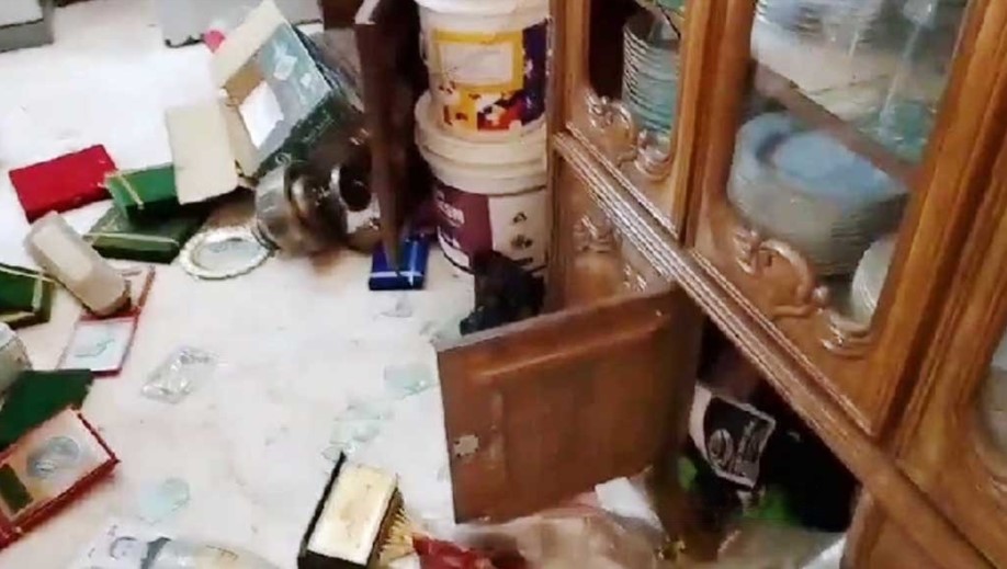 কিশোরগঞ্জে সাবেক রাষ্ট্রপতি আবদুল হামিদের বাড়িতে হামলা ও ভাঙচুর