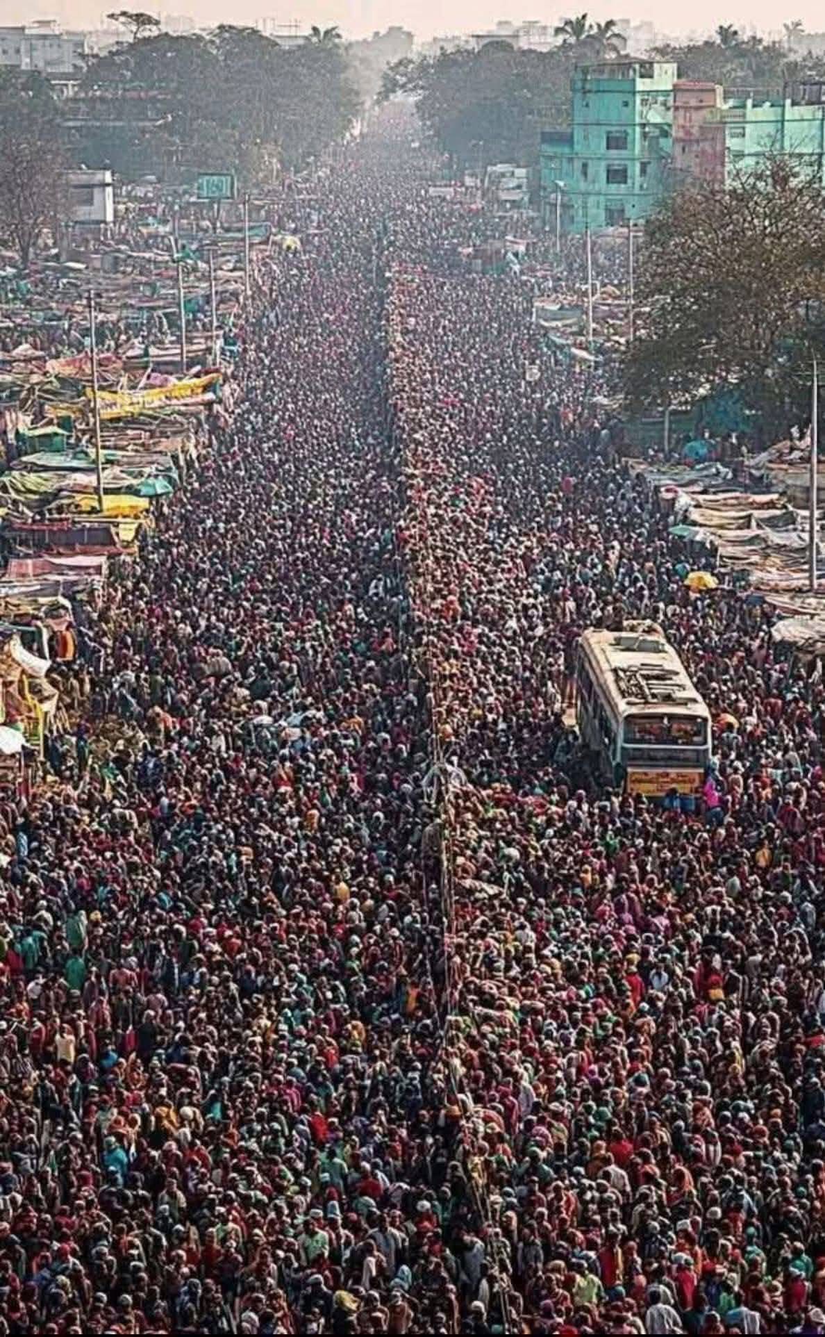 শহীদদের রক্তের ঋণ শোধে ঐক্যবদ্ধ হওয়ার ডাক তারেক রহমানের