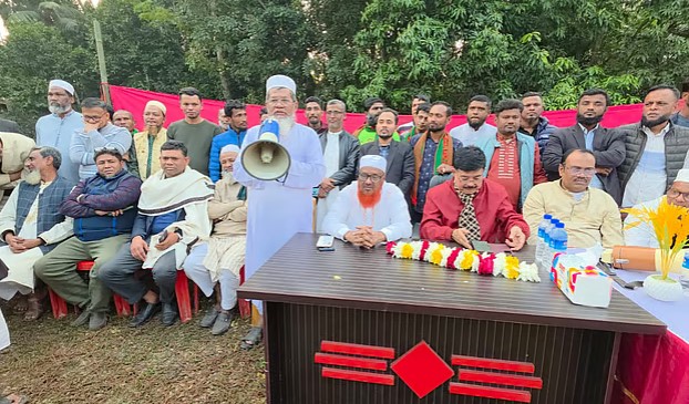 ছেলে এনসিপির প্রার্থী, বাবা ভোট চাইছেন বিএনপির পক্ষে