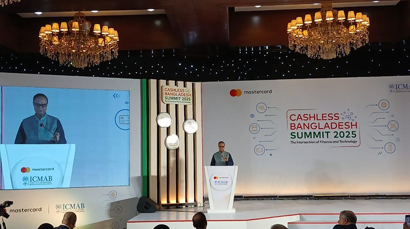 বেসরকারি খাতে যাচ্ছে নগদ: গভর্নর