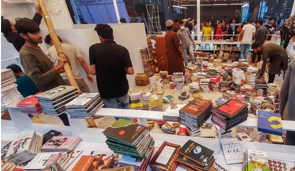 ডিসেম্বরেও হচ্ছে না একুশে বইমেলা