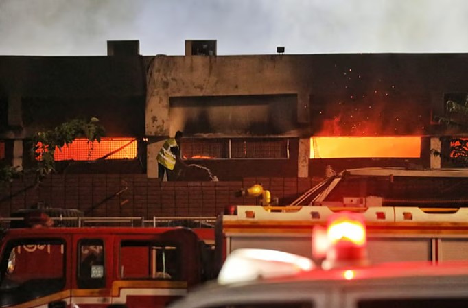 শাহজালাল বিমানবন্দরে আগুন: অবহেলাতেই কি সব পুড়ল?