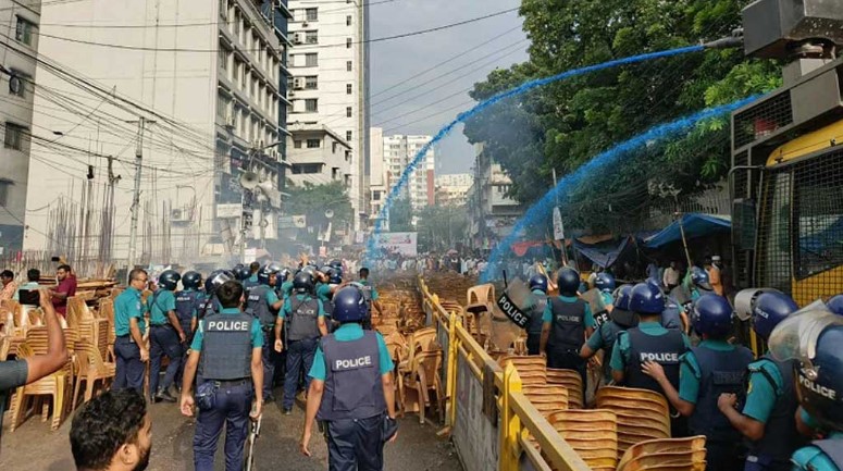 পুলিশের বাধায় পণ্ড ঢাকায় জাপার সমাবেশ