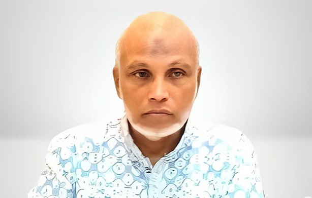 চট্টগ্রামে প্রকাশ্যে গুলি বিএনপি প্রার্থী গুলিবিদ্ধ, ‘শীর্ষ সন্ত্রাসী’ সরোয়ার নিহত