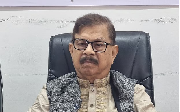 এবার বিএনপির সঙ্গ ছাড়লেন মান্না, বললেন: আগে রাজনীতি, পরে মন্ত্রিত্ব