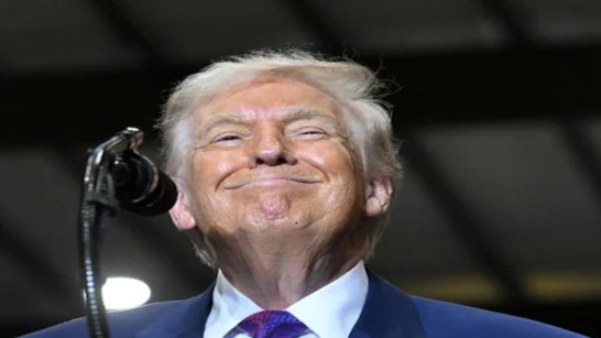 ১০ দিনের আলটিমেটাম ট্রাম্পের: ইরান চুক্তিতে না এলে ‘ভয়াবহ কিছু’র হুমকি