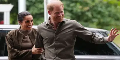 রাজপ্রাসাদের চিঠিতে ক্ষুব্ধ হ্যারি-মেগান, HRH খেতাব স্থগিতই থাকছে